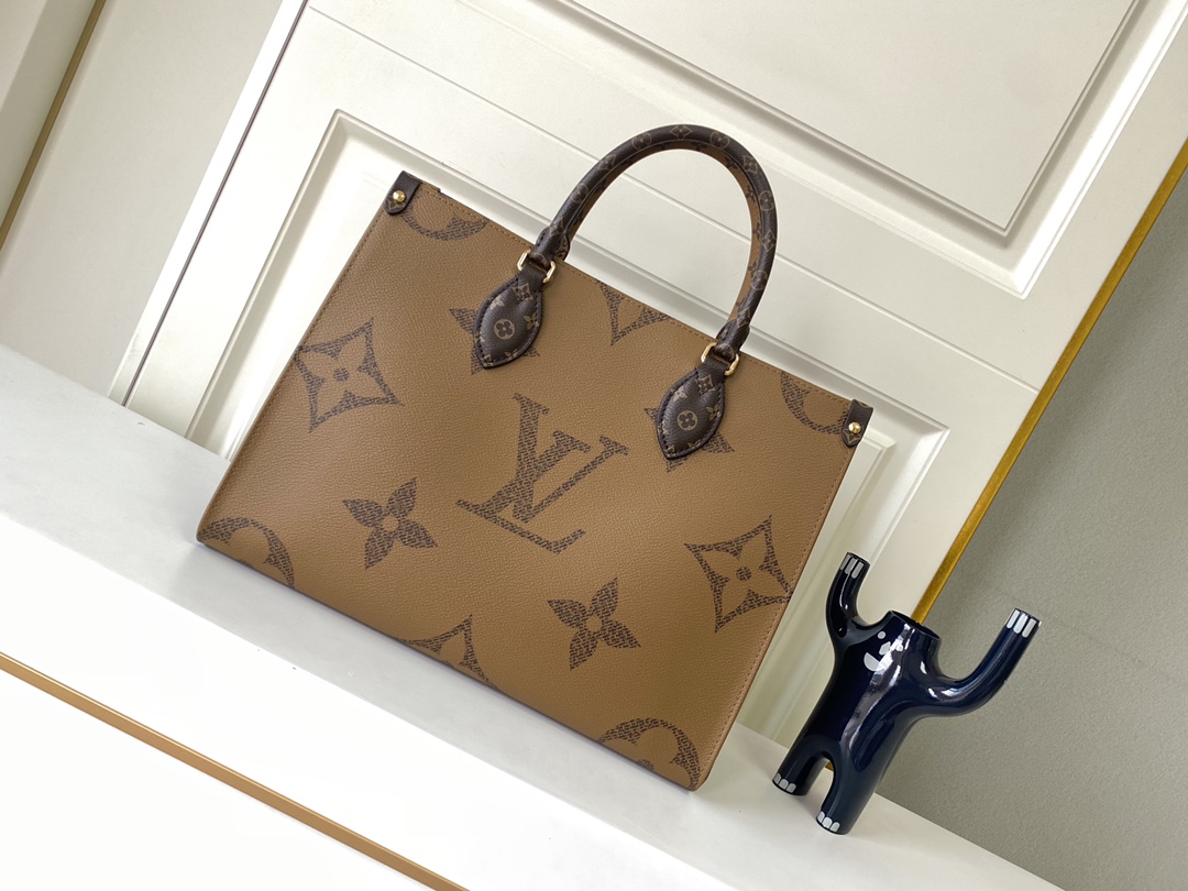 Louis Vuitton Shopping Bags